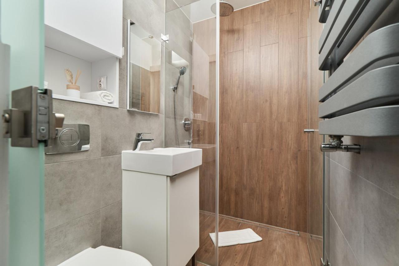 City Center Studio Wroclaw By Noclegi Renters Ngoại thất bức ảnh